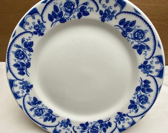 SET of 4 Dinner Plates Blue Rose in Blue Scallops McNicol China 9.75" Diameter White China Railroad Diner Hotel Restaurant Ware