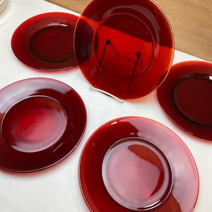Ruby Red Glass Plates 9 1/8&quot; Diameter SET of 5 Wide Rim Edge - Dinner Luncheon Salad - Perfect for Christmas Valentine&#39;s Day 4th of July