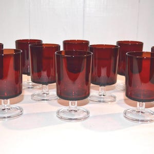 Cavalier - 4 oz. Juice Wine Glass - SET of 10 - Excellent Condition - Royal Ruby Red Glass - Clear Glass Stem - Luminarc Durand France