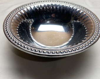 RWP Flutes and Pearls Serving Bowl Wilton Armetale 9" Diameter x 2 7/8" H