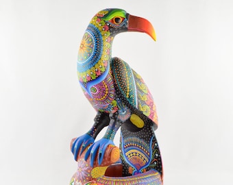 Ręcznie rzeźbiony orzeł z drewna kopalowego w Alebrije | Ręcznie malowana meksykańska rzeźba ludowa