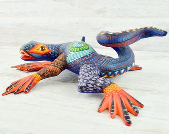 Alebrije Iguana Oaxacan Wood Carving Hand Painted Mexican Craft Home Decor | Magia Mexica