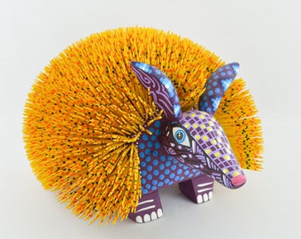 Alebrije Piggsvin | Handsnidad Kopalträ Alebrije | Mexikansk folkkonst Djurskulptur | Handmålad Oaxaca-dekor