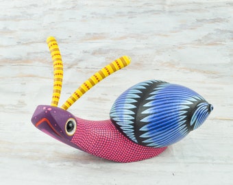 Alebrije Snail Oaxacan Wood Carving Hand Painted Mexican Craft Home Decor | Magia Mexica