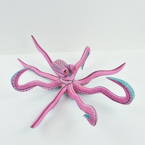 Alebrije Octopus Figurine Oaxacan Wood Carving Mexican Folk Art Hand Painted Sea Animal Sculpture Ocean Decor Gift - Magia Mexica