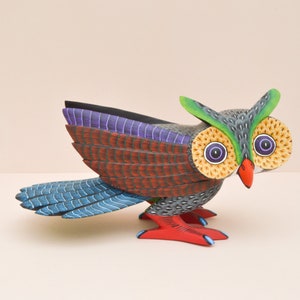Gufo Alebrije in legno di Oaxaca intagliato a mano, artigianato messicano, decorazione per la casa / Magia Mexica