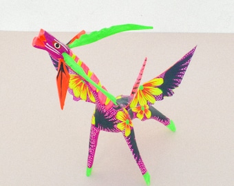 Ręcznie rzeźbiona żyrafa z drewna kopalowego w Alebrije | Meksykańska rzeźba ludowa, wystrój Oaxaca