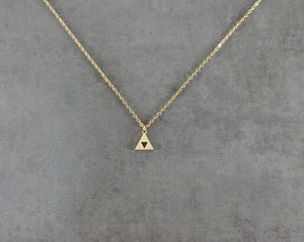 Triforce [GOLD] Plated Necklace Dainty Triangle Charm Pendant Necklace Gift Box Zelda Game Link Goddess Legend