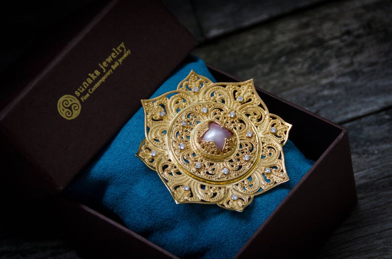 Balinese Jewelry Pure Mabe Pearl Gold Over Sterling Silver Padma Acala Mabe Brooch Balinese Brooch 925 Sterling Silver