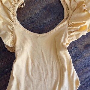 Zara Yellow Ruffle Sleeve Bodysuit Size Large image 4