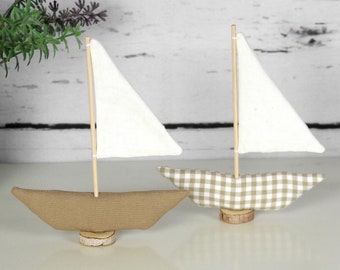 Set of 2 small sailing boats ~ fabric decoration | gift idea