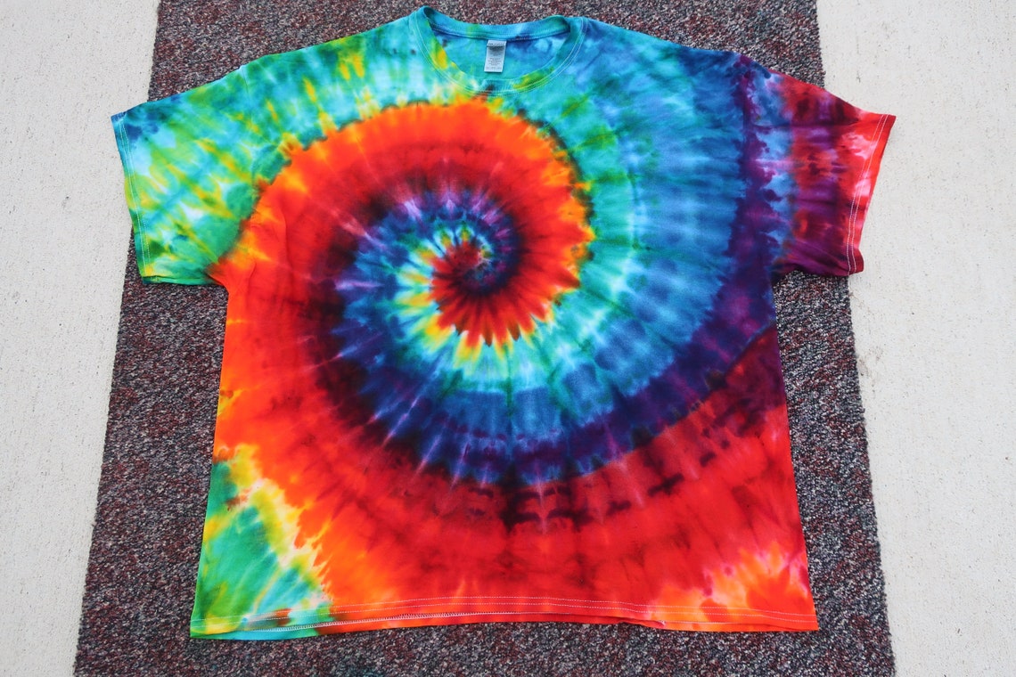 hippie costume tie dye shirt