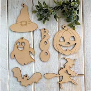 6 sztuk drewnianych ozdób MDF na Halloween, różne dekoracje na Halloween, rzemiosło DIY