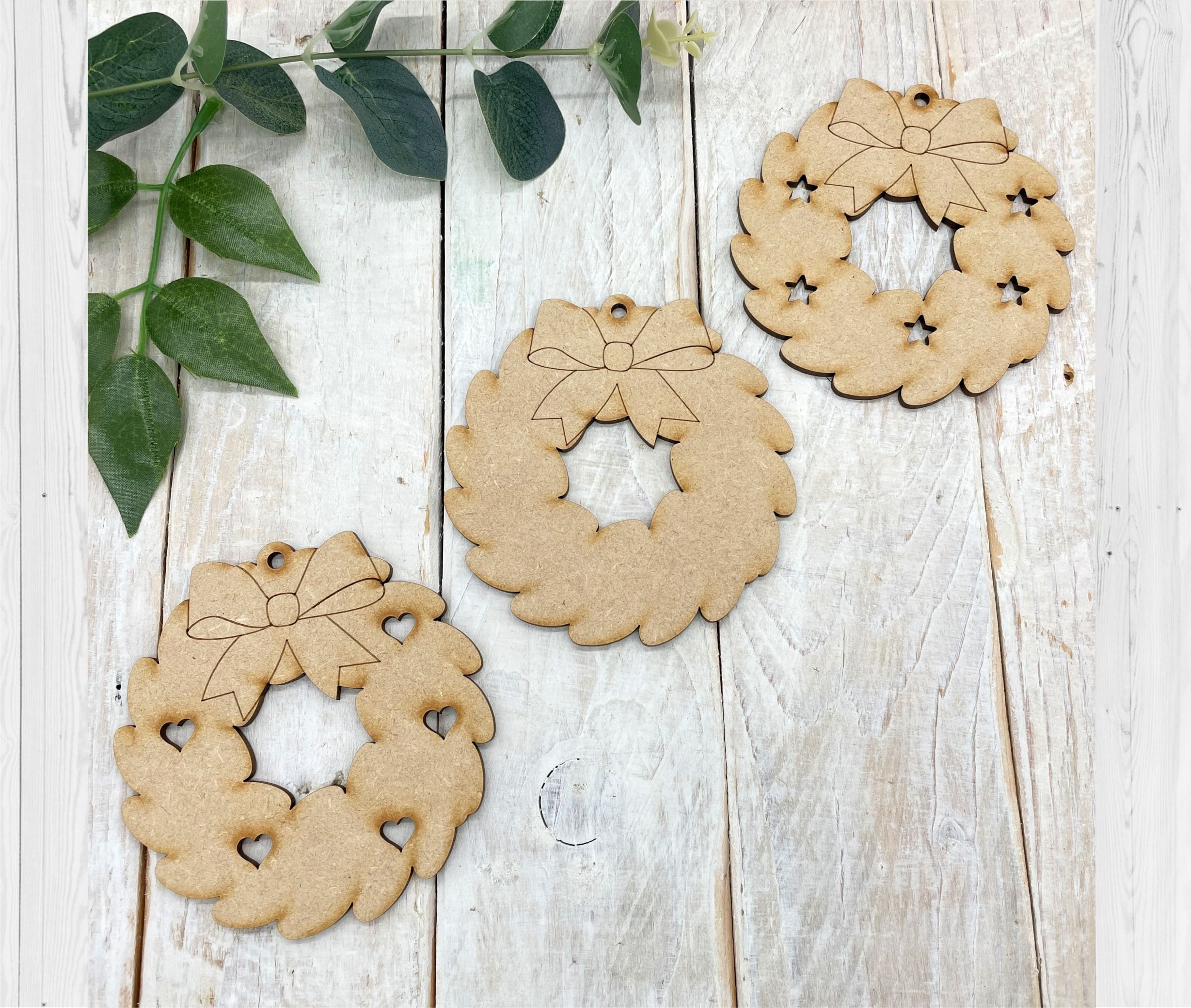 Christmas MDF Embellishment Craft Shape, Wood Blank DIY Decoration 5 Pack Wreath