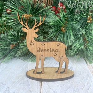 Segnaposto natalizi personalizzati in legno di quercia, apparecchiatura natalizia, renne autoportanti