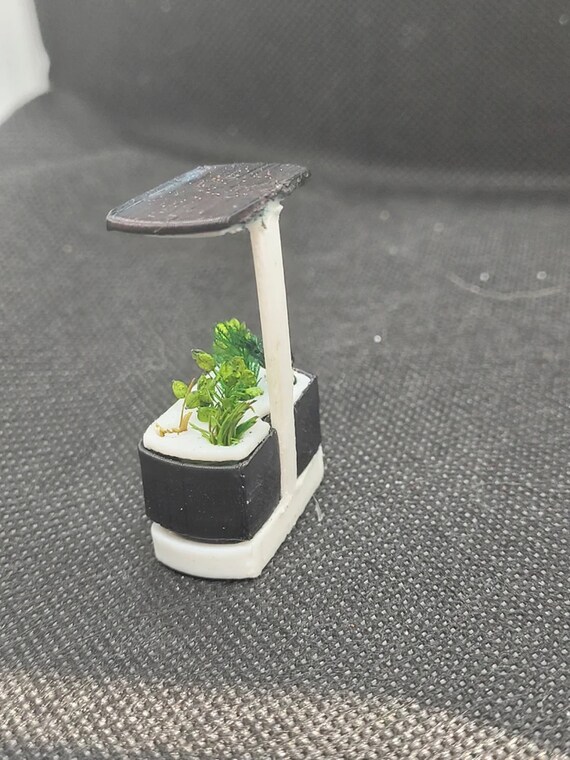 1:12 Dollhouse Miniature Indoor Plant in Clay Pot/ Miniature Garden BD A1033 