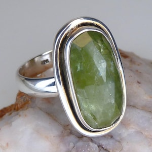 GREEN KYANITE 925 (US 8 1/4) Silver Ring SilverSari YGR1920