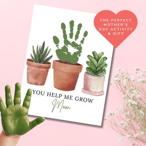 Cadeau imprimable empreinte de main pour maman et moi, bricolage souvenir pour maman, activité artistique pour tout-petits d'âge préscolaire, carte Aidez-moi à grandir pour la fête des Mères
