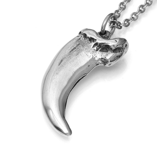 Collier griffe de loup, pendentif animal fait à la main en étain