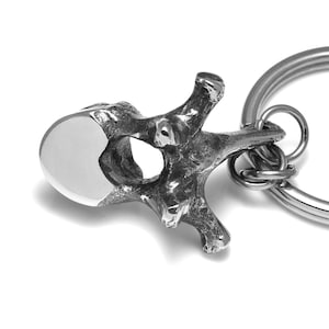 Human Vertebra Keychain in Pewter, Thoracic Anatomy, Chiropractor Gift