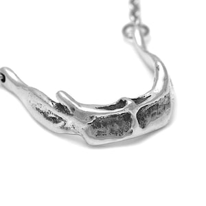 Chokerketting tongbeenbeen, anatomische keelbedel, handgemaakte sieraden