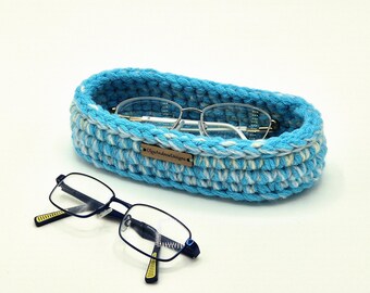 Soft extra-small horizontal eyeglasses holder, car sunglasses tray, desk glasses storage, bedside eyeglass organizer