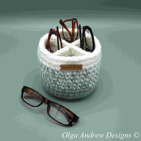 Round Medium Cross Divided Eyeglass Holder Stand, Four Compartment Glasses Stand Holder, Divided Multiple Glasses Holder, OlgaAndrewDesigns