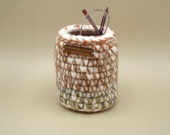 Bedside eyeglasses stand, desk eyeglass organizer, car glasses holder, sunglasses storage basket