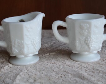 Juego de vasos de leche con paneles de uva y azúcar Westmoreland, vajilla vintage de los años 20