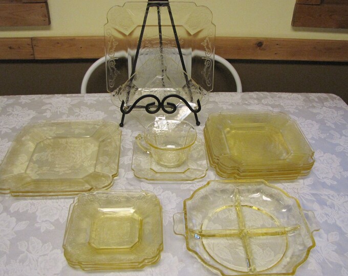 Lorain Yellow Depression Glass Dinnerware Set 19291932 Vintage