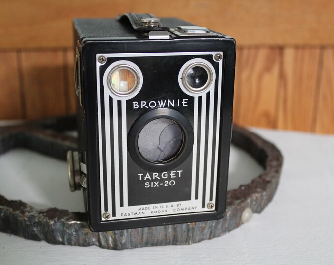 Kodak Brownie Target Six20 19461952 Box Camera Vintage Photography Etsy