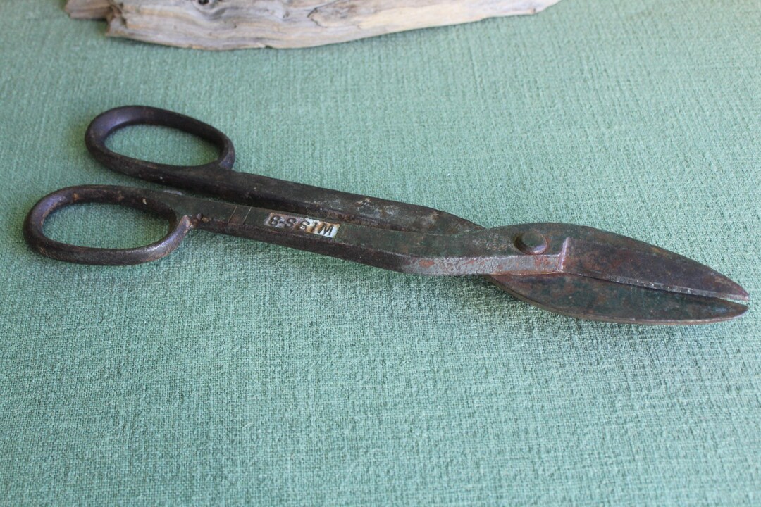 Rusty Tin Snips Wiss-8 1920s Farm Implements and Industrial Salvage - Etsy