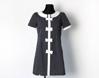 Vintage Polka Dot Dress/ Mod black white collar mini dress/ 90's babydoll Twiggy dress - size S