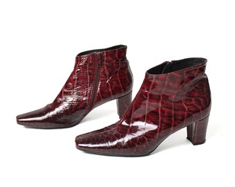 Patent leather red ankle boots, Vintage 90's 00's Croc embossed toe booties chunky heel - EUR 38/ US 7.5/ UK 5