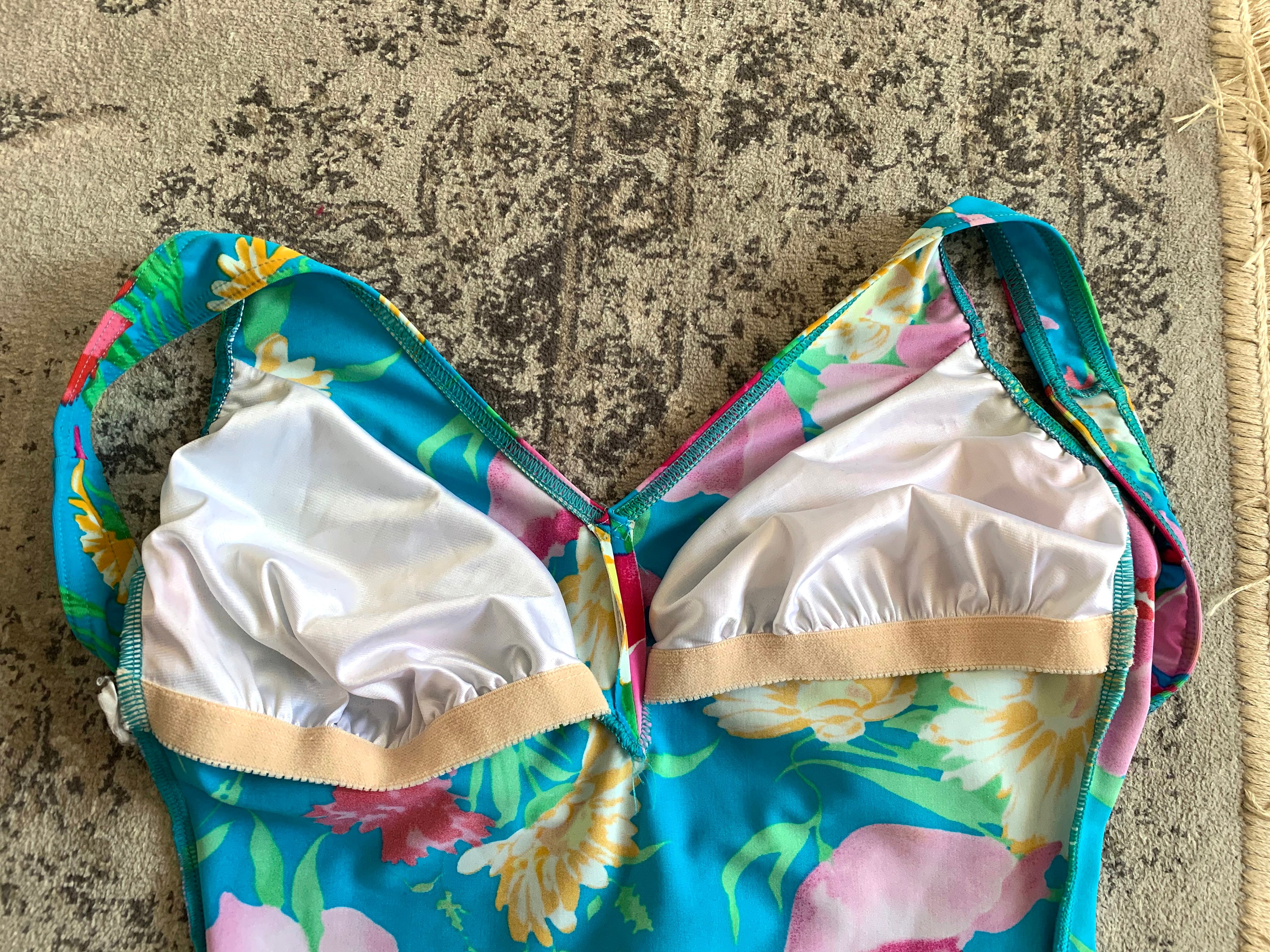 90年代風ヴィンテージ花柄ワンピース水着：オープンバック水着 - Etsy 日本