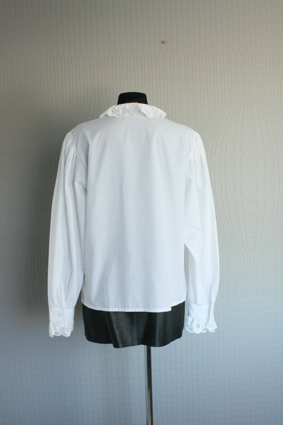 Vintage White Ruffled Loden Blouse, Victorian Lac… - image 3