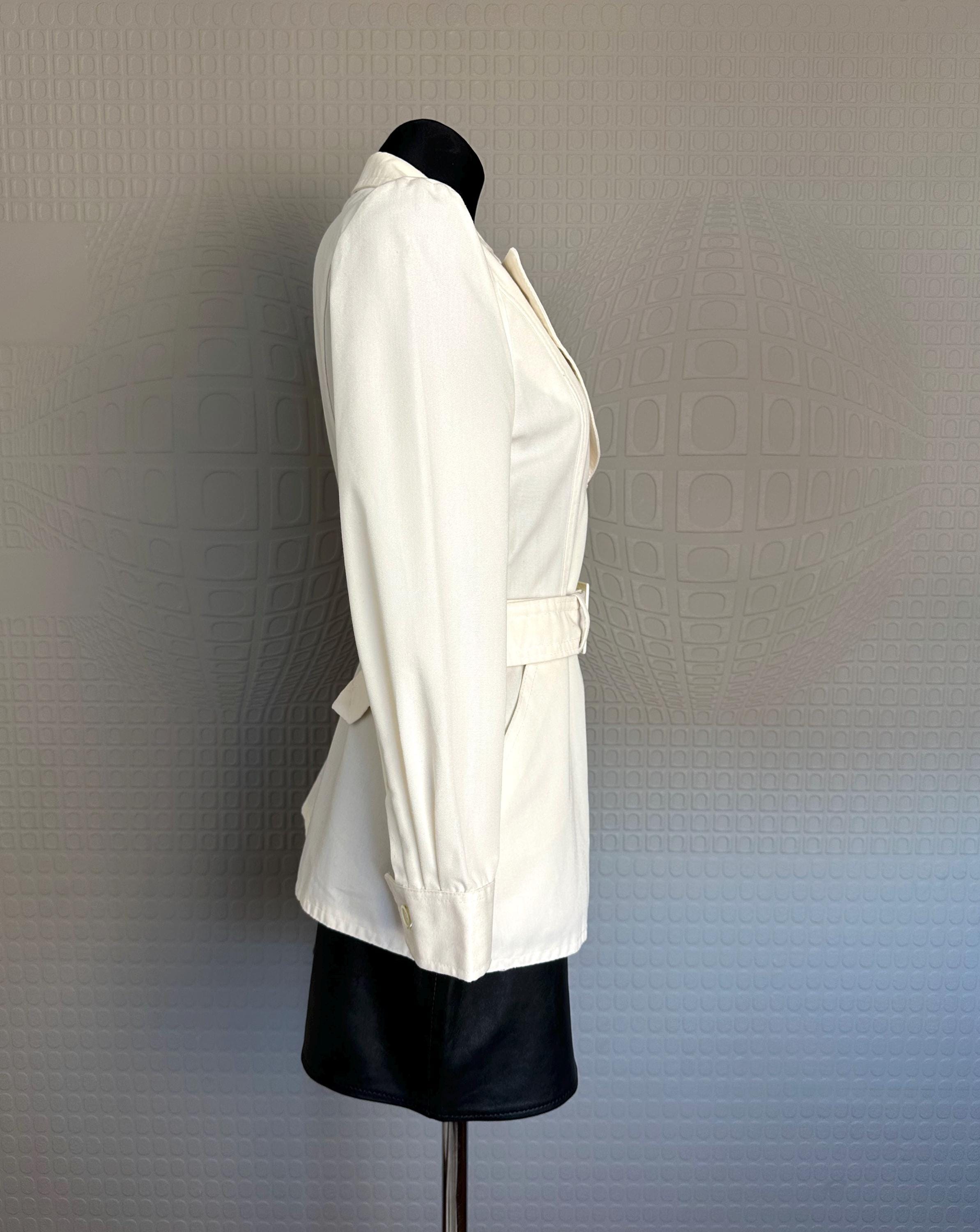 ジャケット・アウター 80s Vintage Classic Super Long Coat. Vintage 70's 80's White Belted Jacket, Finnish Long Belted