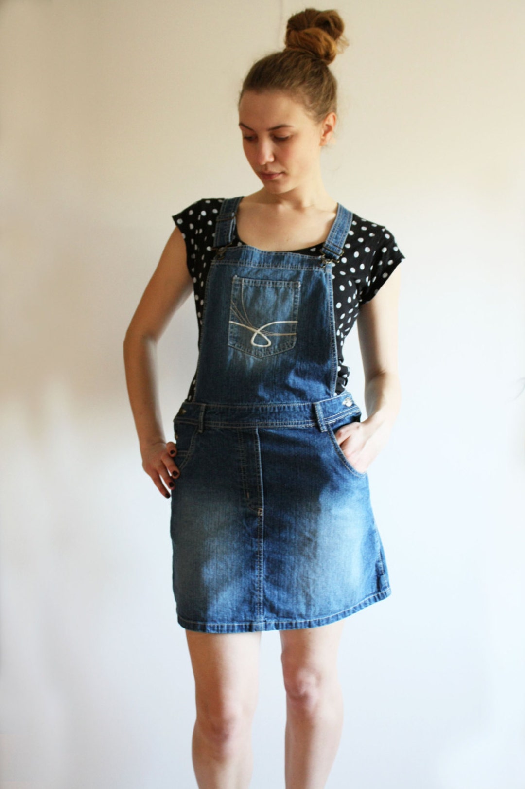 Robe salopette en jean bleue vintage des années 90 pour la rentrée