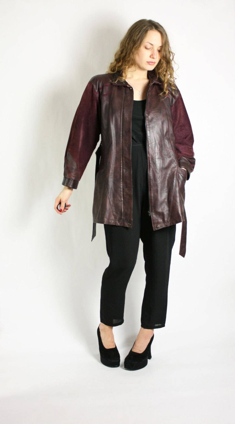 Vintage 70/'s 80/'s Brown /& Burgundy Leather Suede Belted Coat Jakcet Small to Medium