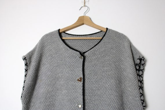 Vintage handmade knit loden vest, Grey dirndl fol… - image 4