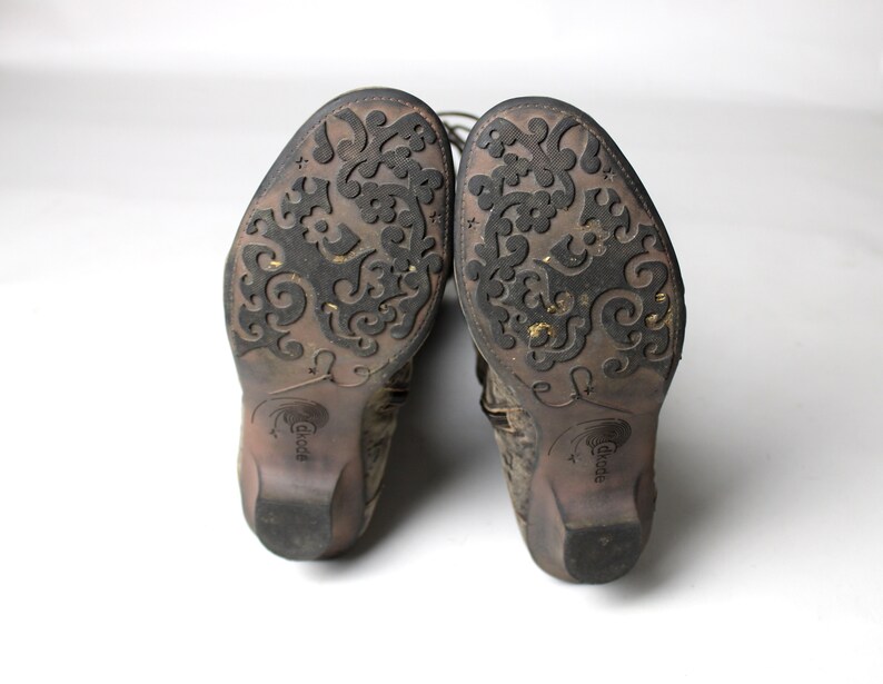 Vintage Dkode veterlaarzen, jaren 90 leer versleten effect bruine hoge steampunk laarzen Spool Heel EUR 40/ US 8,5/ UK 6,5 afbeelding 8