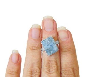 Rough Aquamarine Ring in Sterling Silver - Uncut Raw Aqua Cocktail Ring - Rough Aqua Stone Statement Ring - Satin Finish