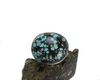 Turquoise Ring in Sterling Silver - Large Stone - US Size 8