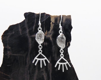 Earrings: Set Stones