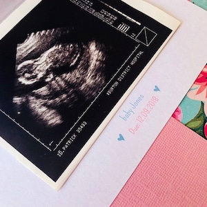 Carte photo numérisée pendant la grossesse. Faire-part de grossesse par quelqu'un qui veut lui dire bonjour image 4