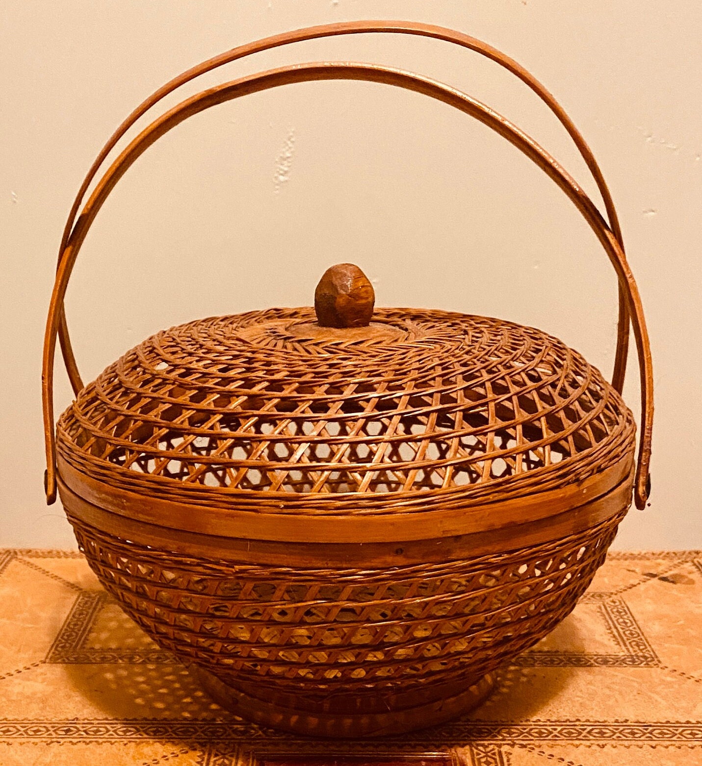 Vintage Hand Woven Bamboo Basket With Lid - Small Sewing Catchall