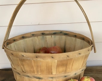 Vintage  Hand Crafted  Round  Apple  Basket  -  Bentwood Handle - Gathering Basket -