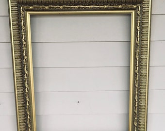 Victorian Style Gilt Picture Frame – Ornate Wood & Plaster, 26x22