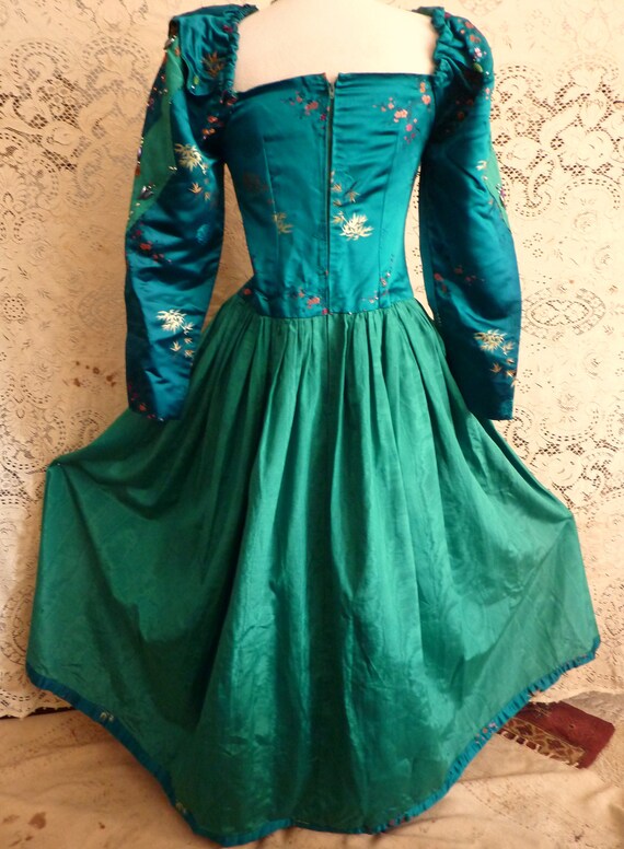 Green Goddess Renaissance costume,  handmade art … - image 9