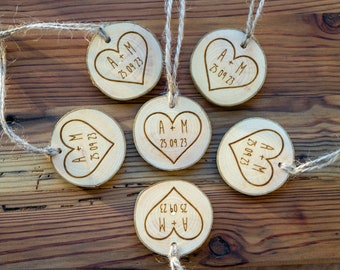 30 pieces of Wedding favors, Wooden ornament, decor, eco, engraved heart custom initial, date ornament, natural wood slice